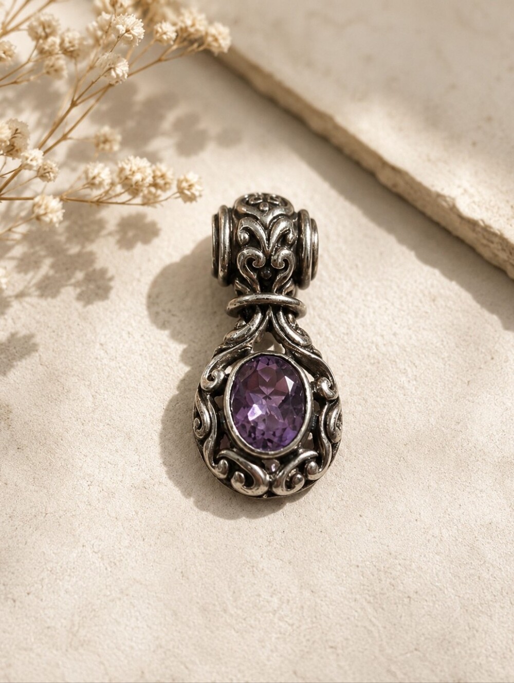 Elegant Oxidized Silver Filigree Amethyst Pendant – Vintage / Art Deco Style